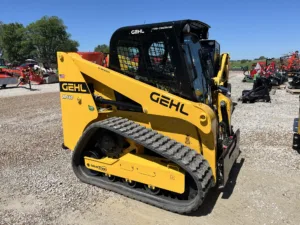 NEW Gehl RT165