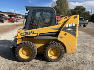 Gehl R165