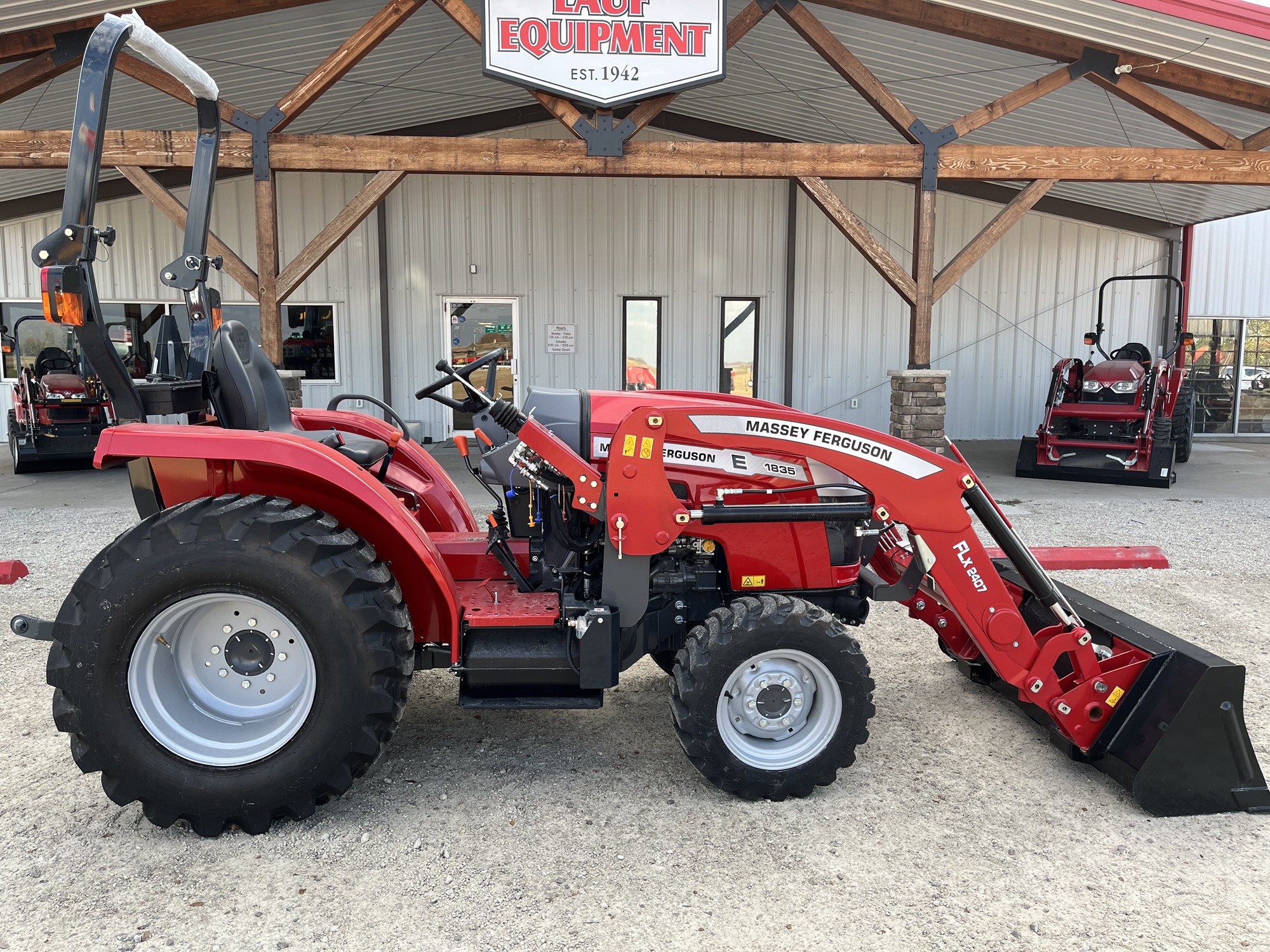 New Massey Ferguson 1835E