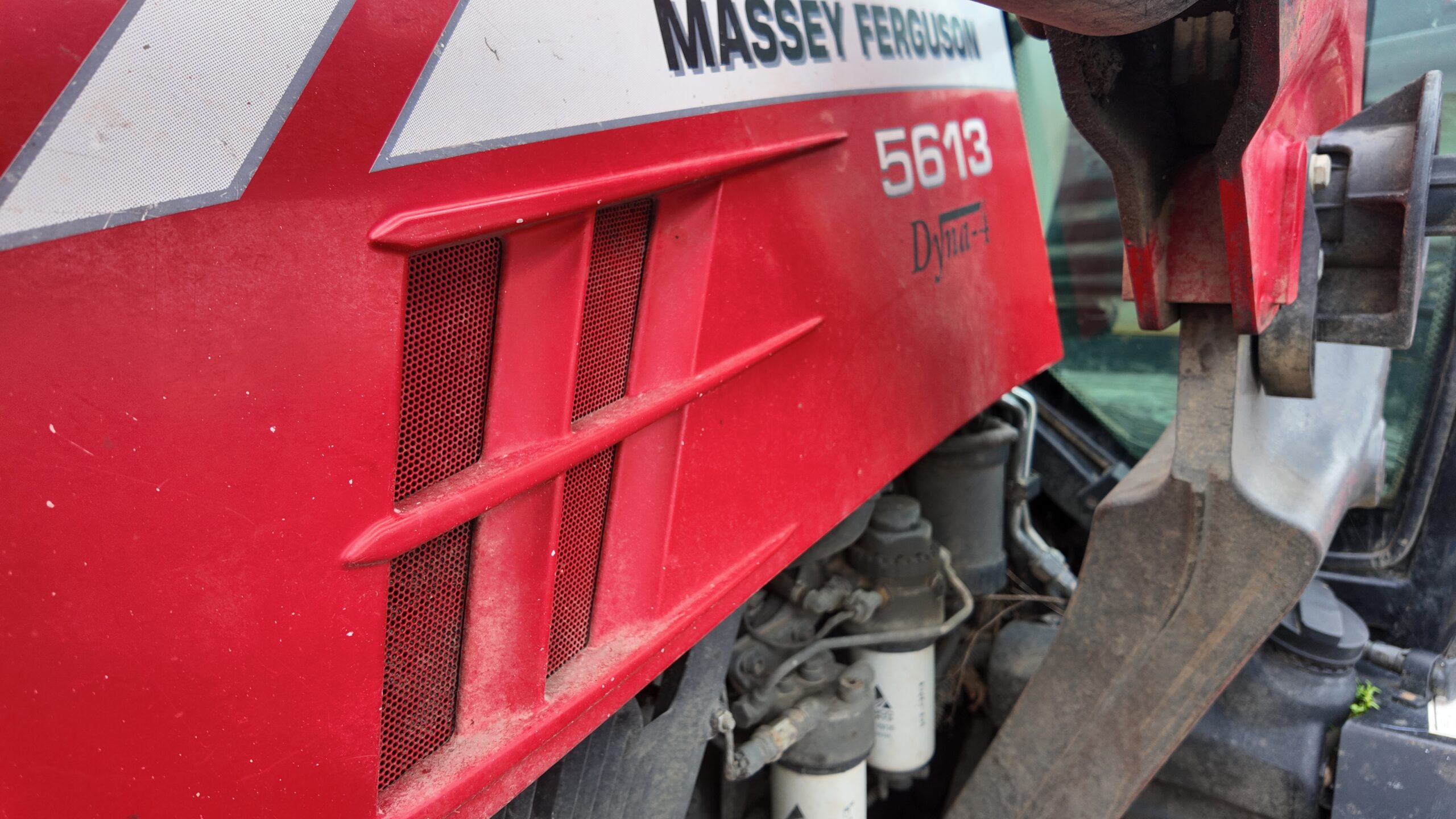 Used Massey Ferguson 5613