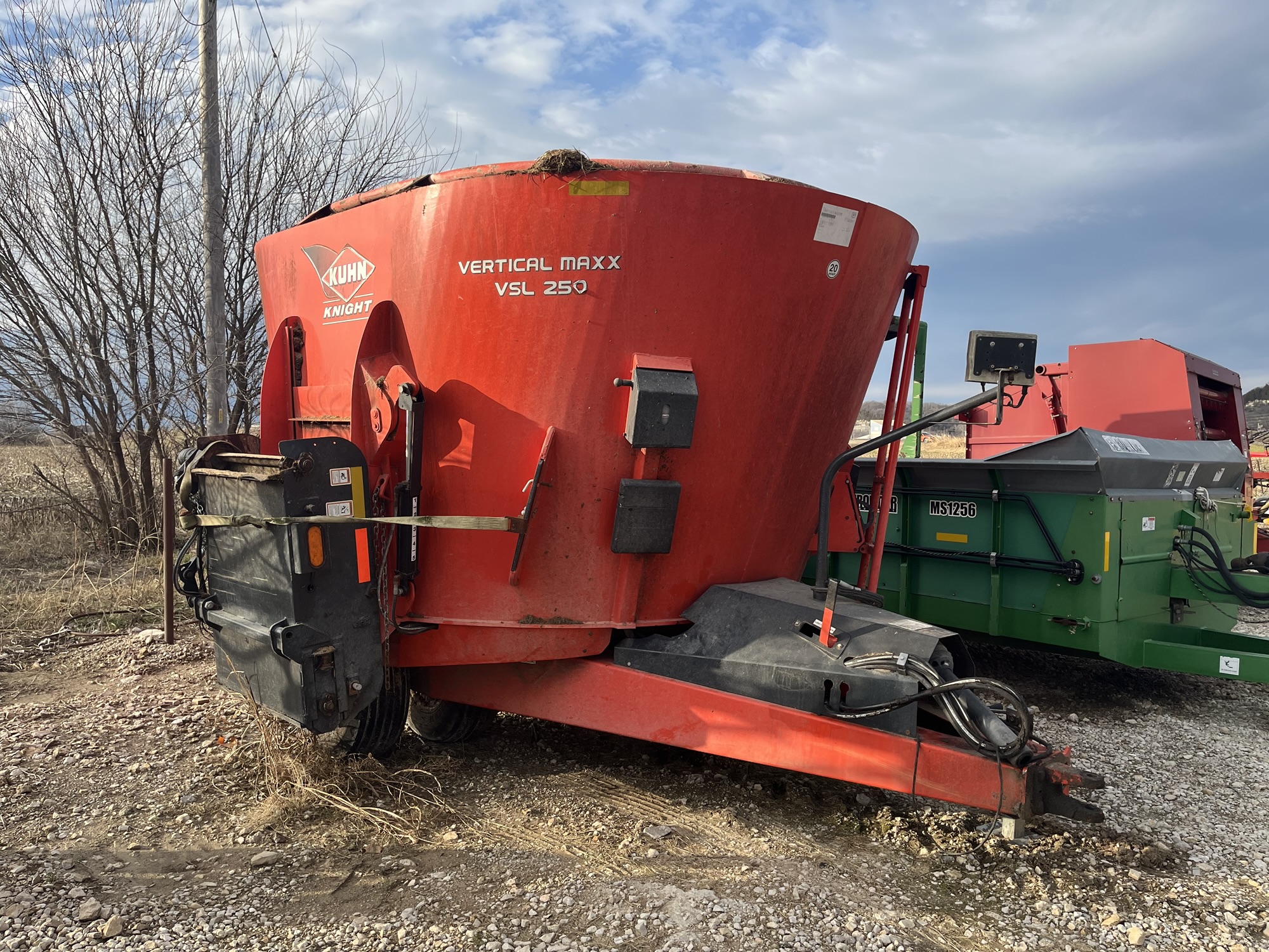 Kuhn Knight VSL250