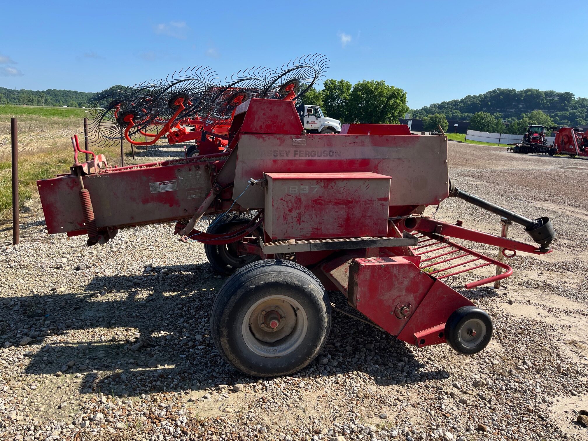 Massey Ferguson 1837