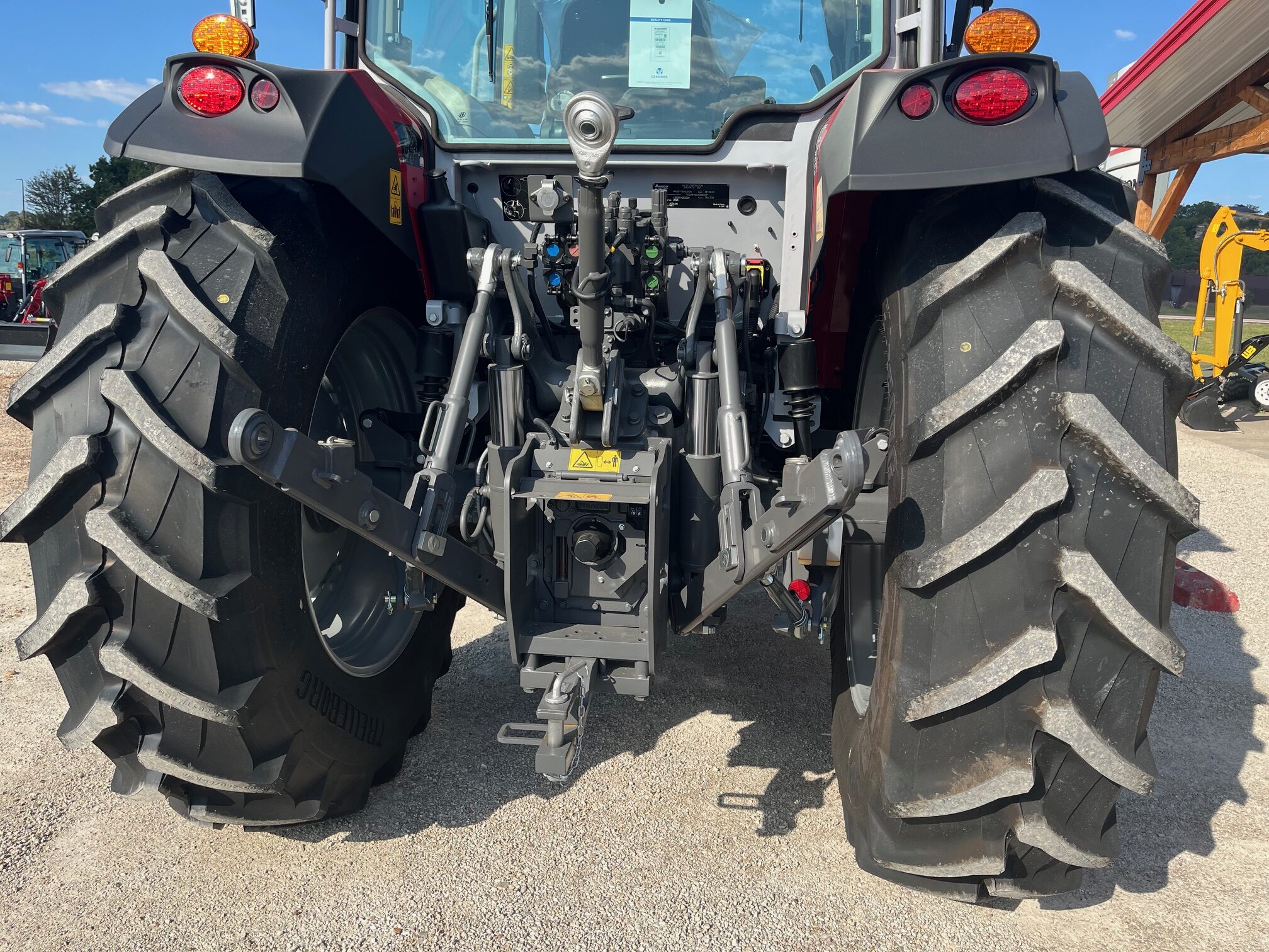 Massey Ferguson 5M.135