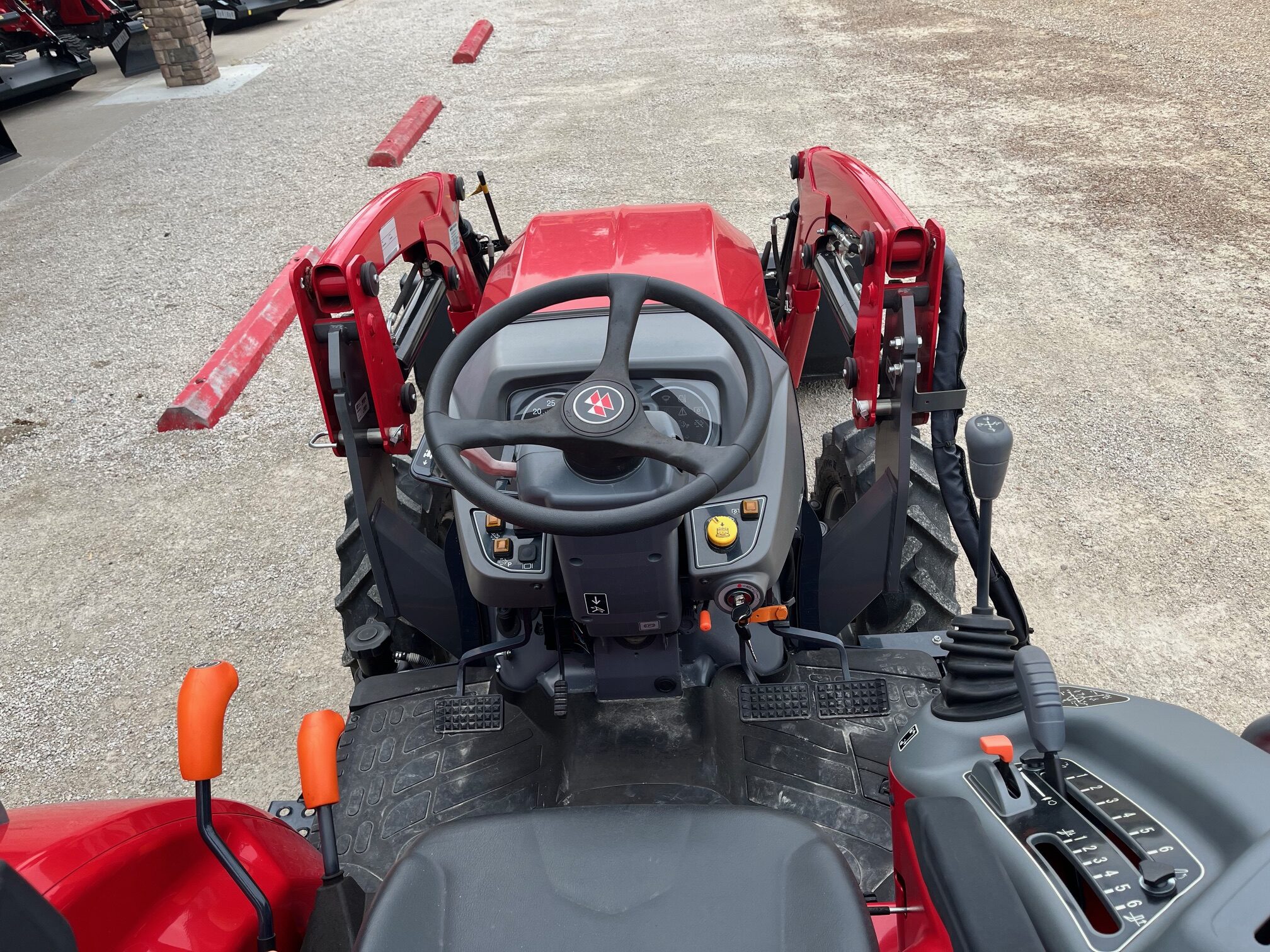 NEW Massey Ferguson 1840M