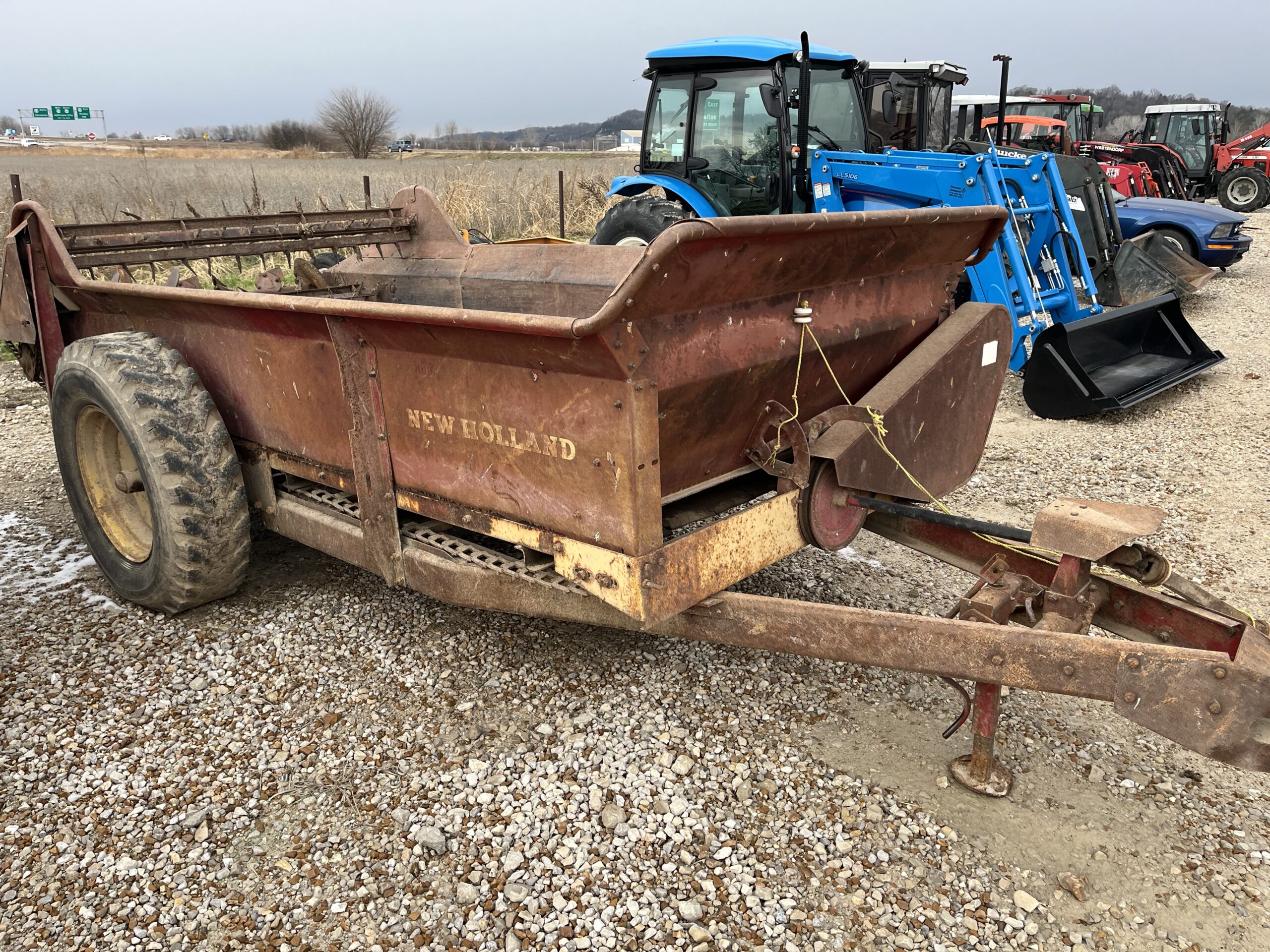 New Holland Manure Spreader