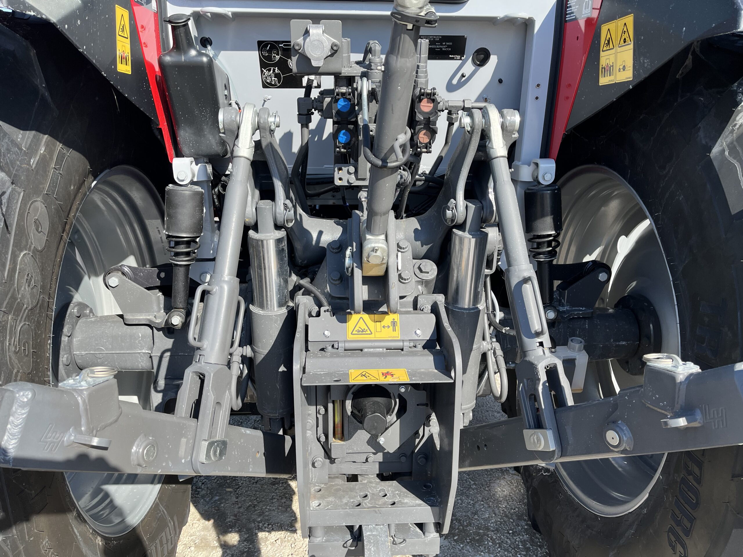 NEW Massey Ferguson 5M.135