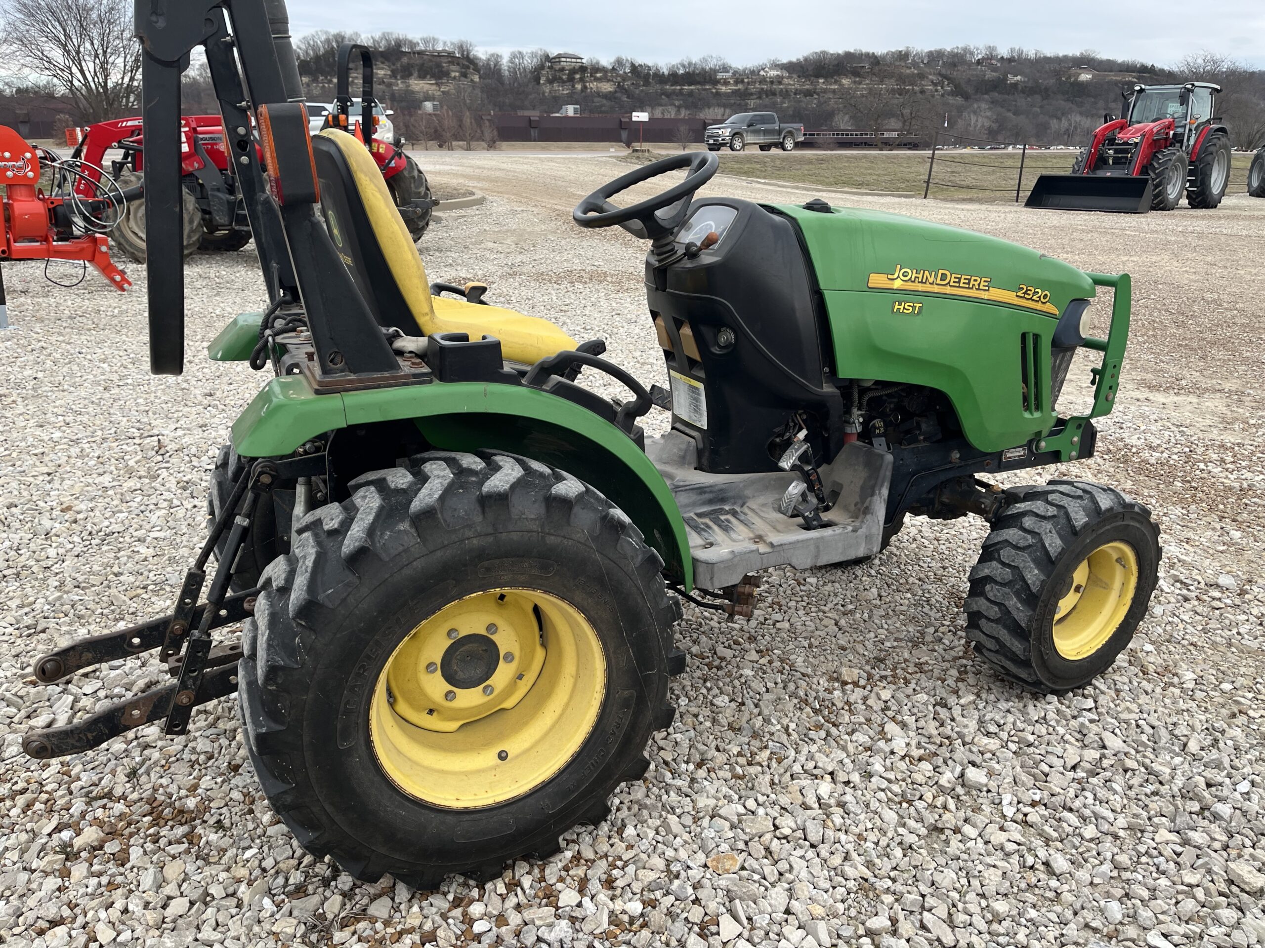 John Deere 2320