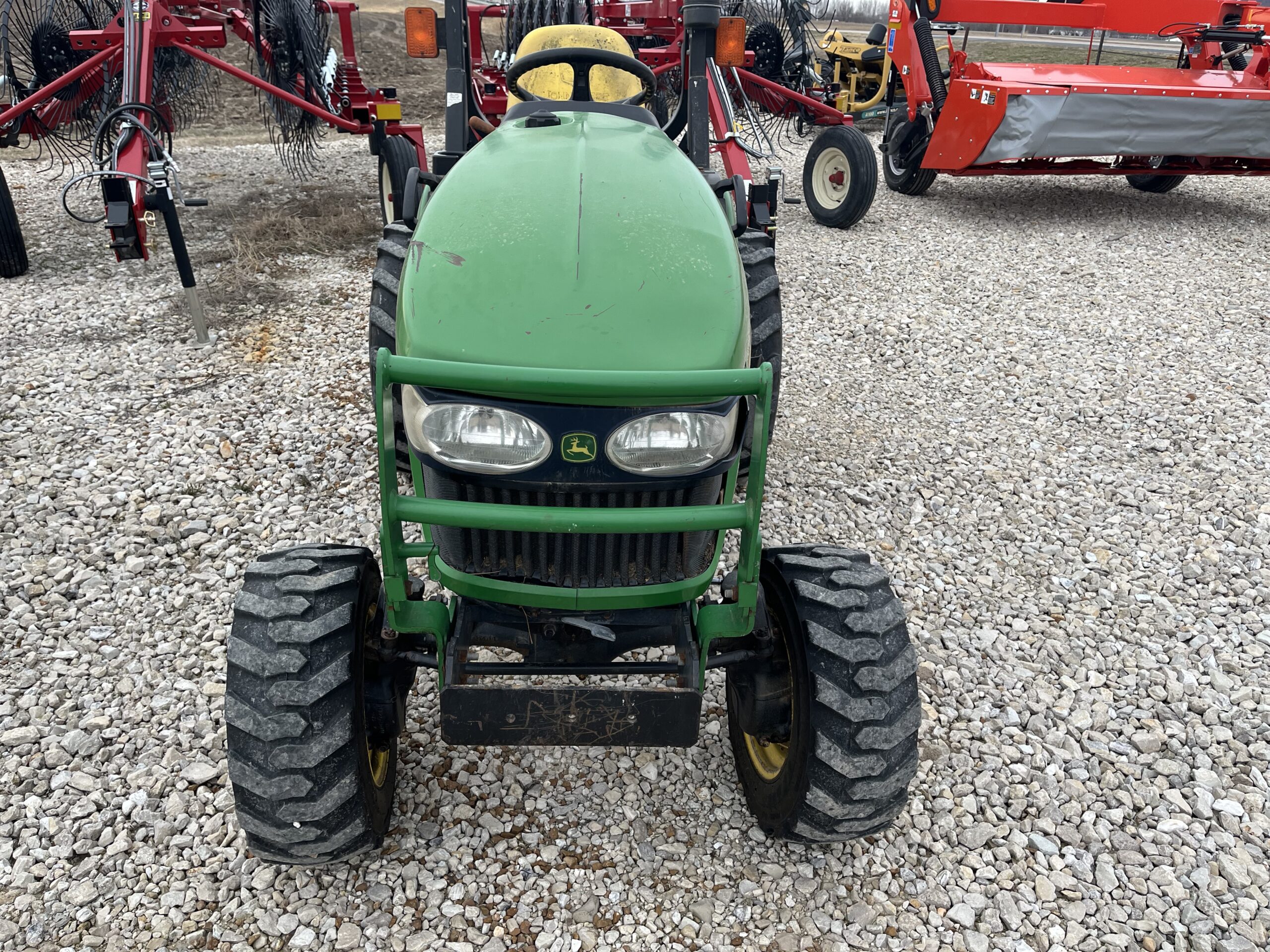 John Deere 2320