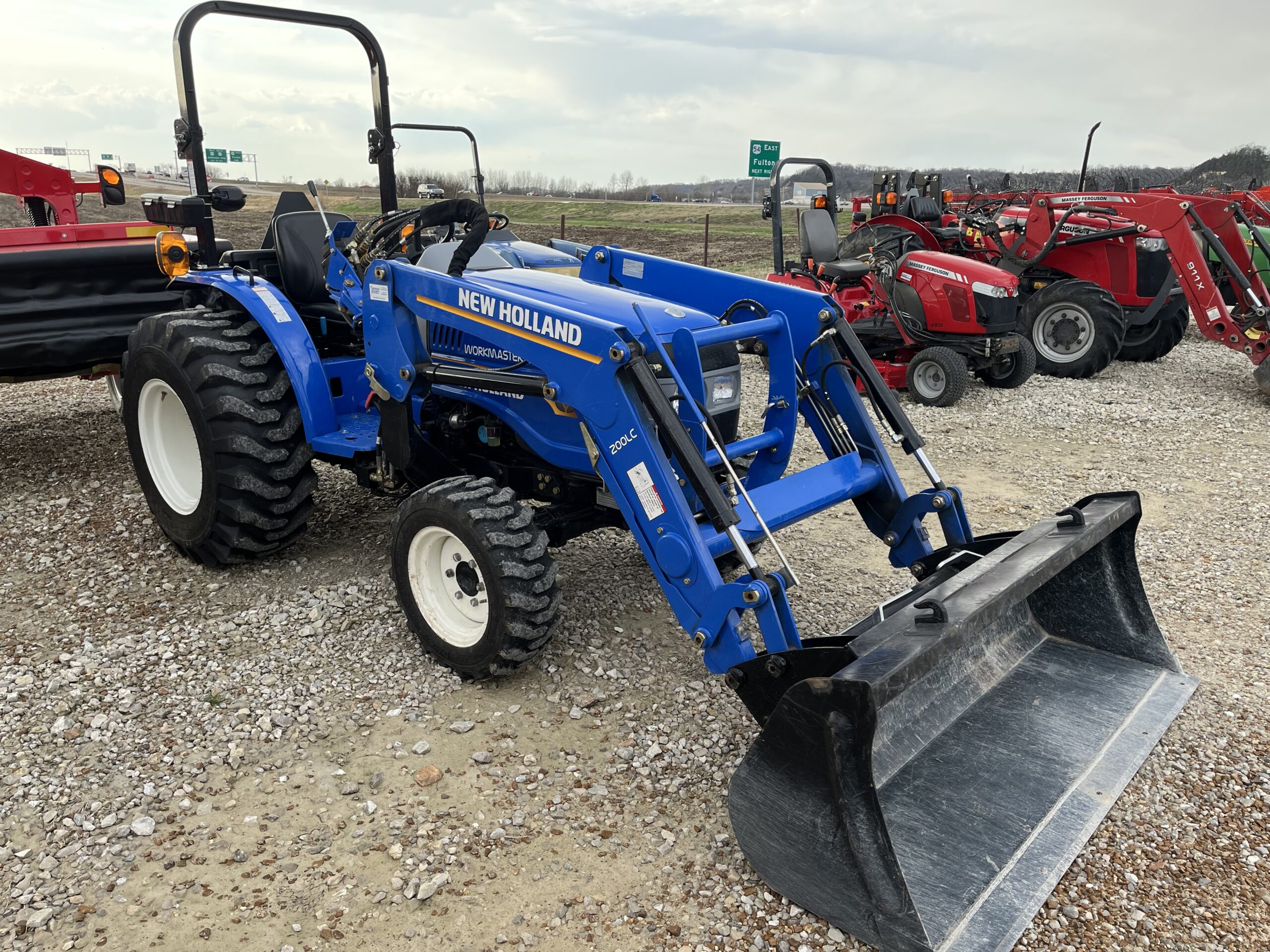New Holland Workmaster 25