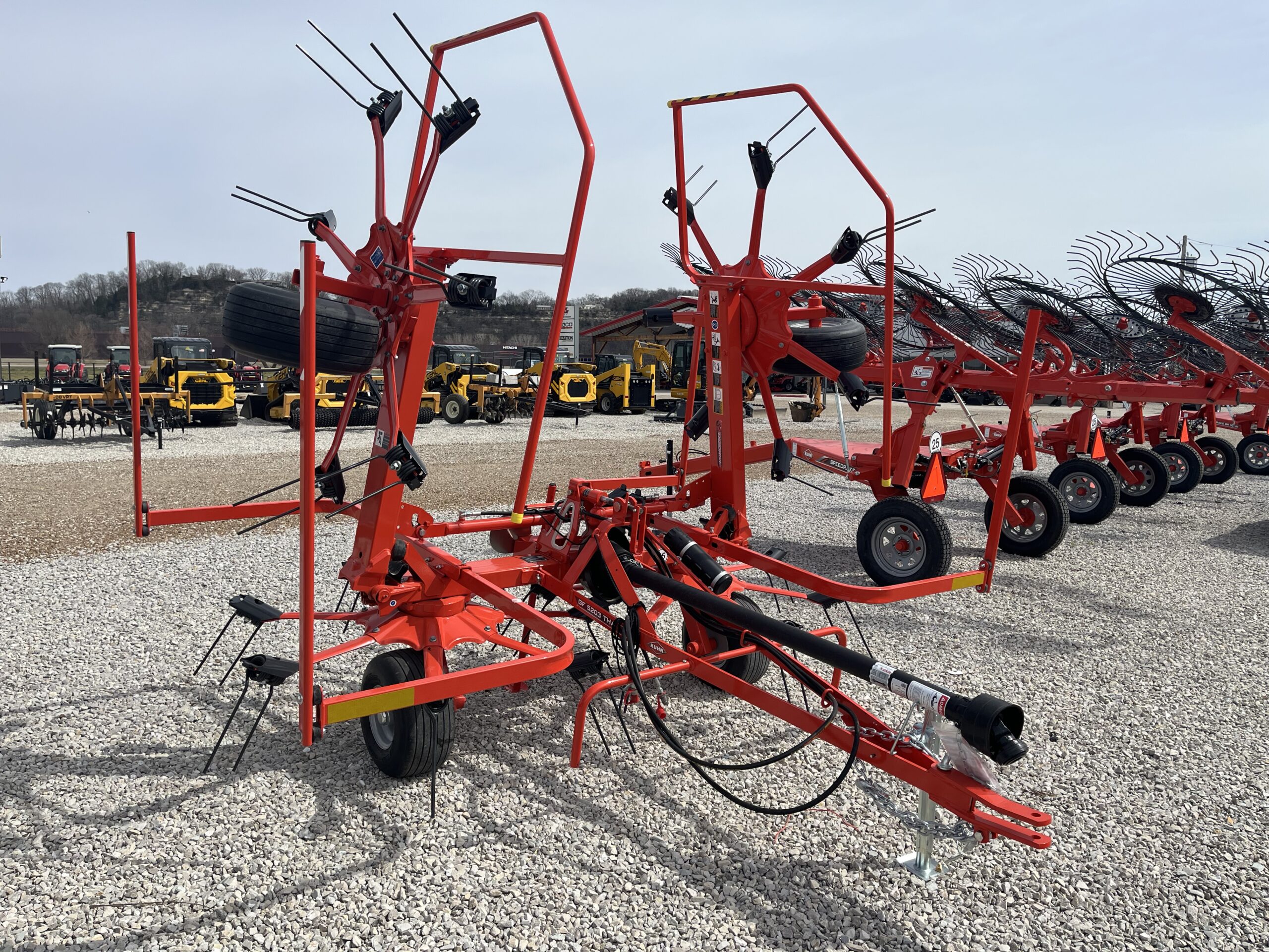 New Kuhn GF5203THA Tedder