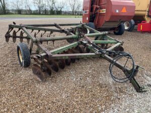 John Deere 12′ disk