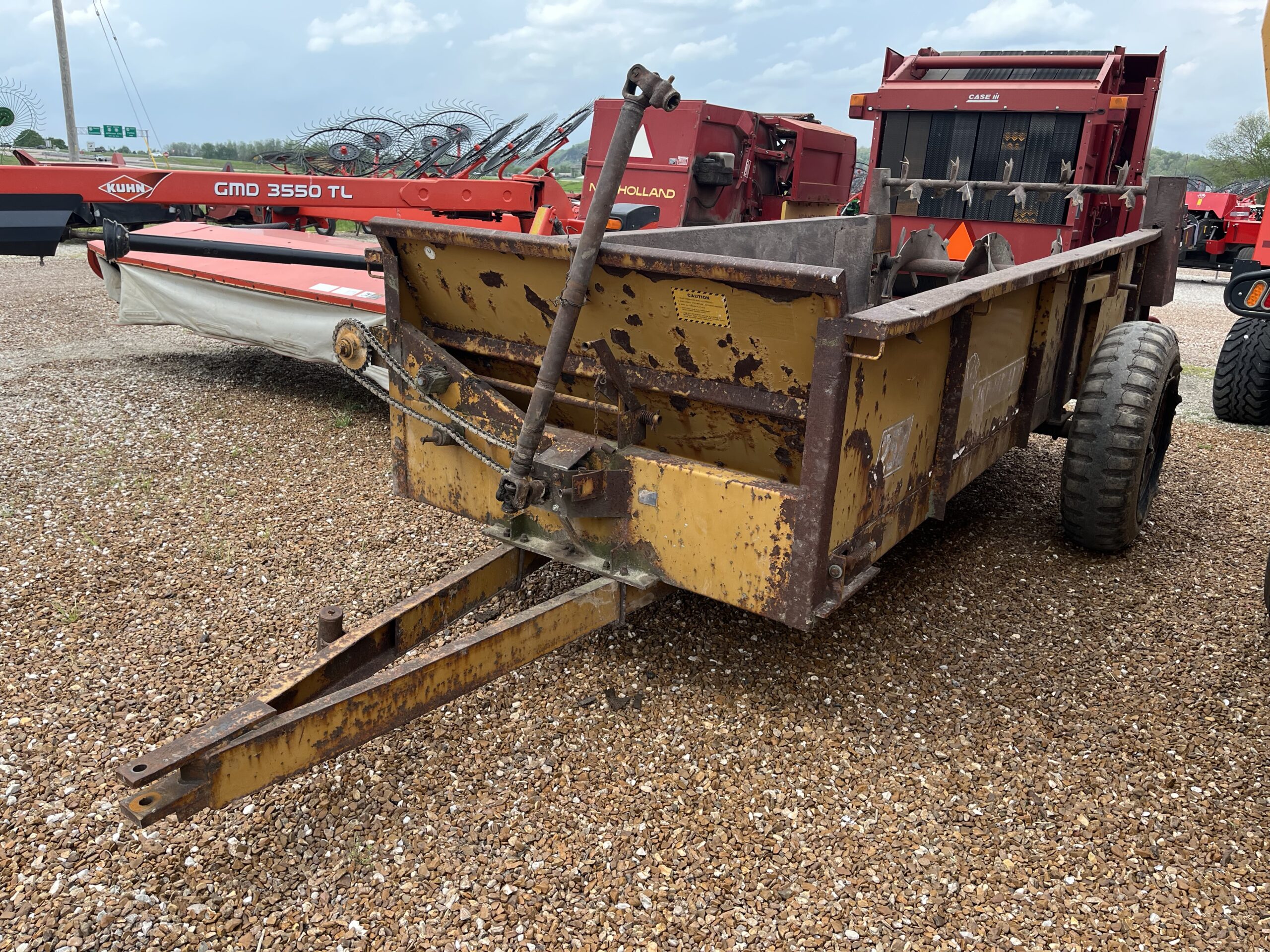 Knight 252 Manure Spreader