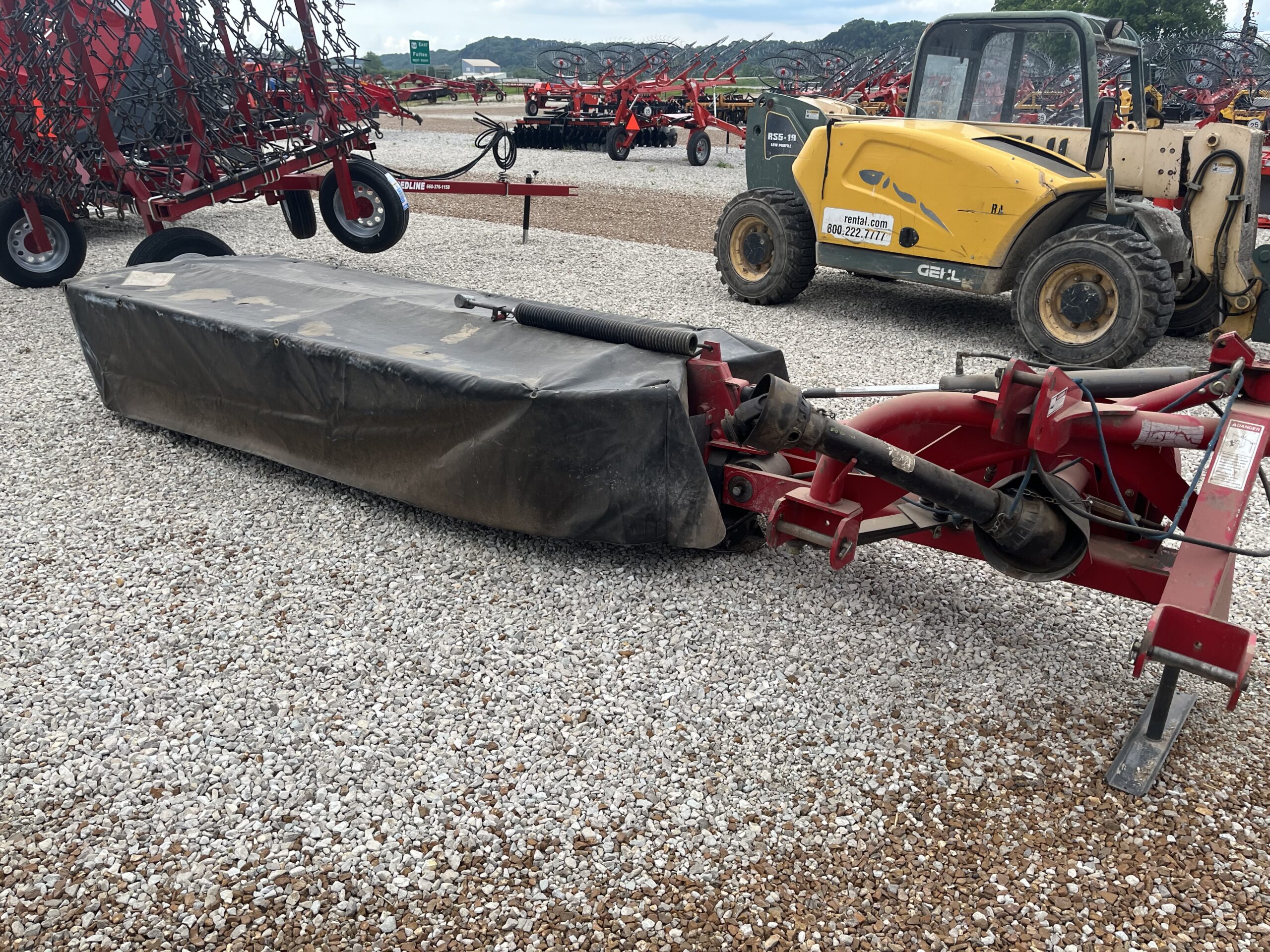 Massey Ferguson 1329