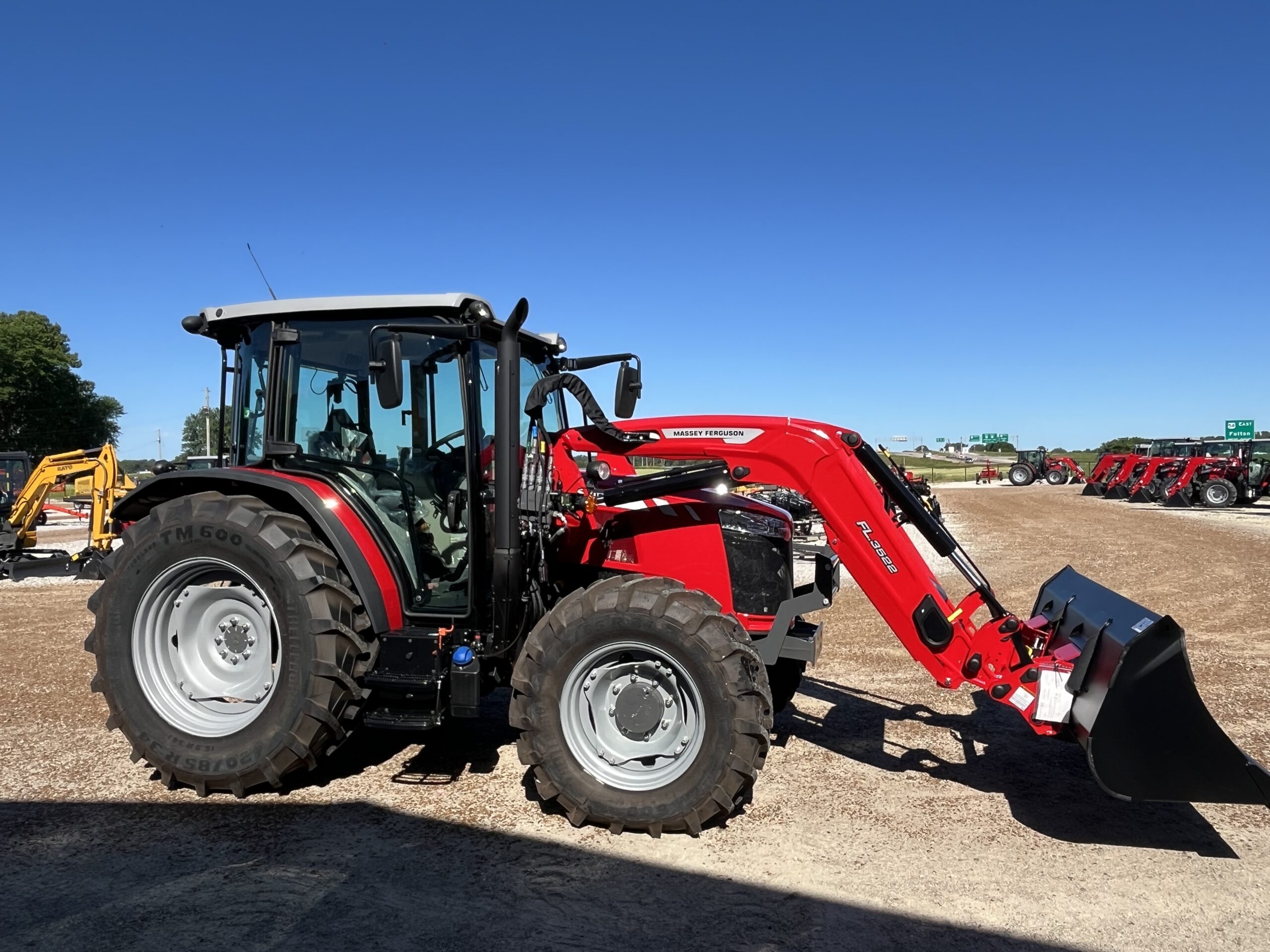 New Massey Ferguson 4710 Dyna 2