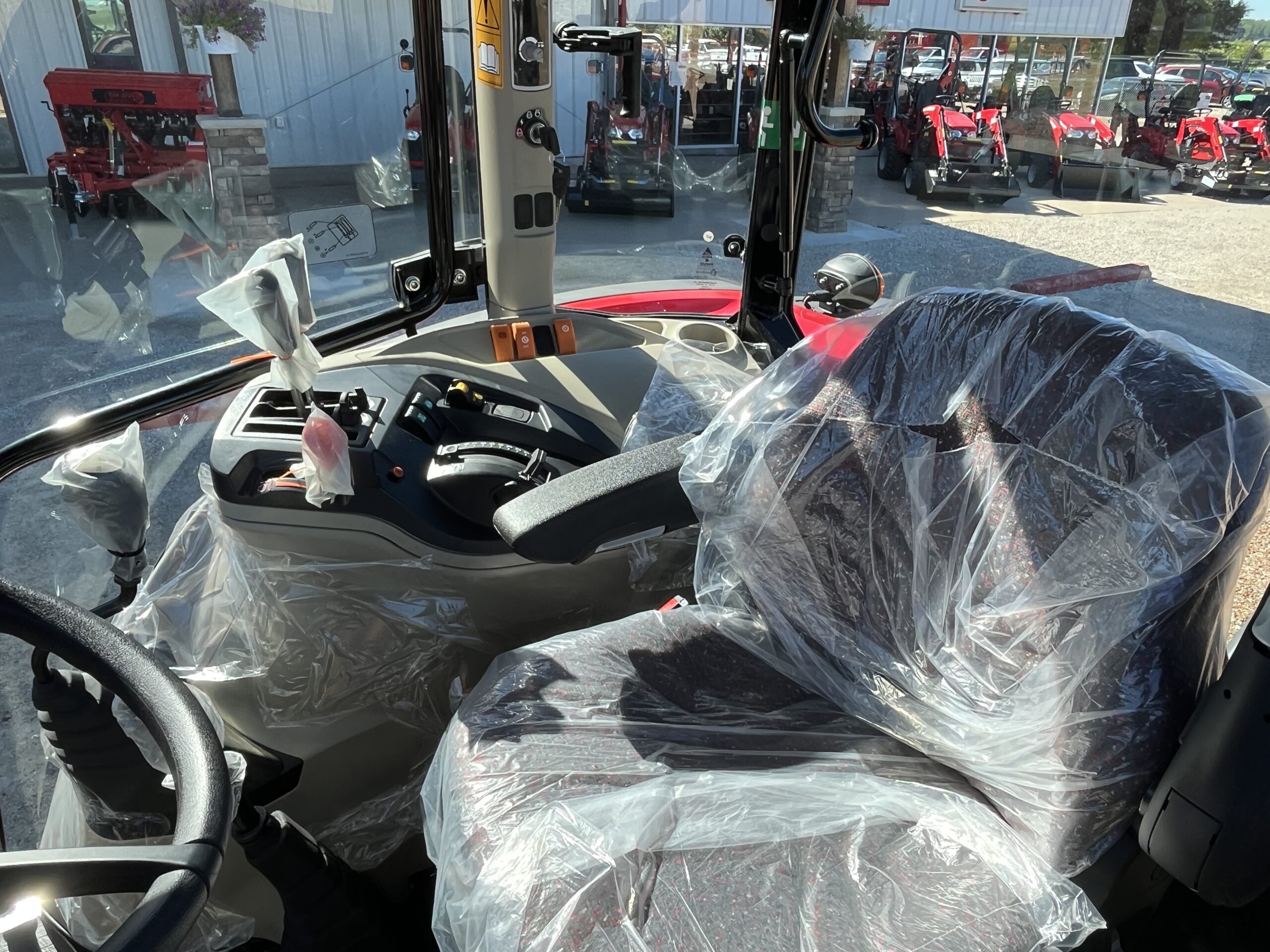 New Massey Ferguson 4710 Dyna 2