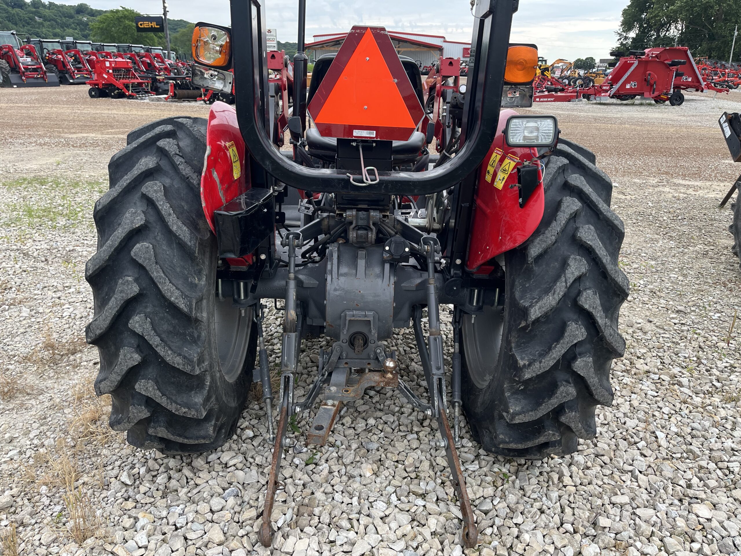 Massey Ferguson 2605