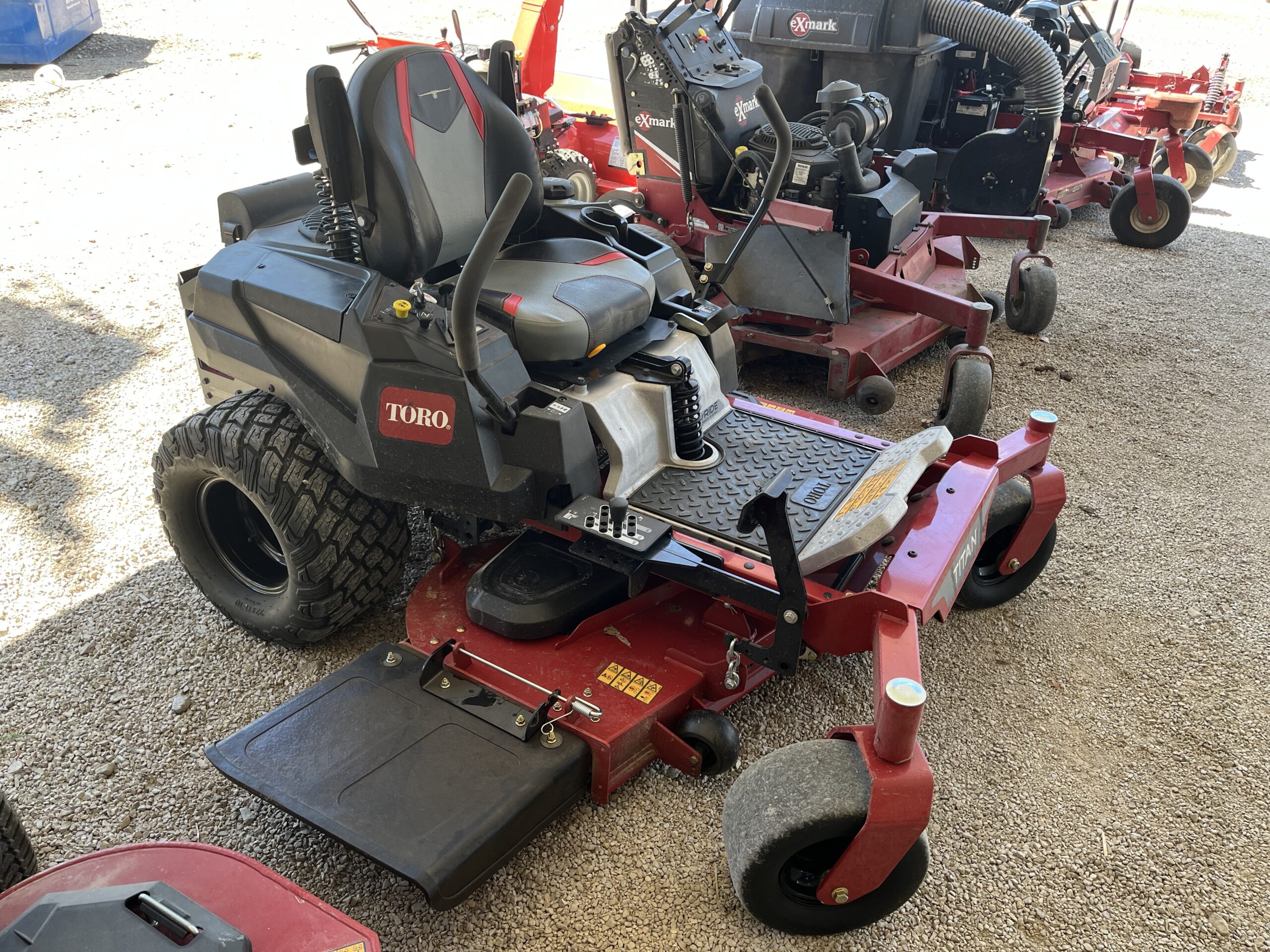 Toro Titan 54