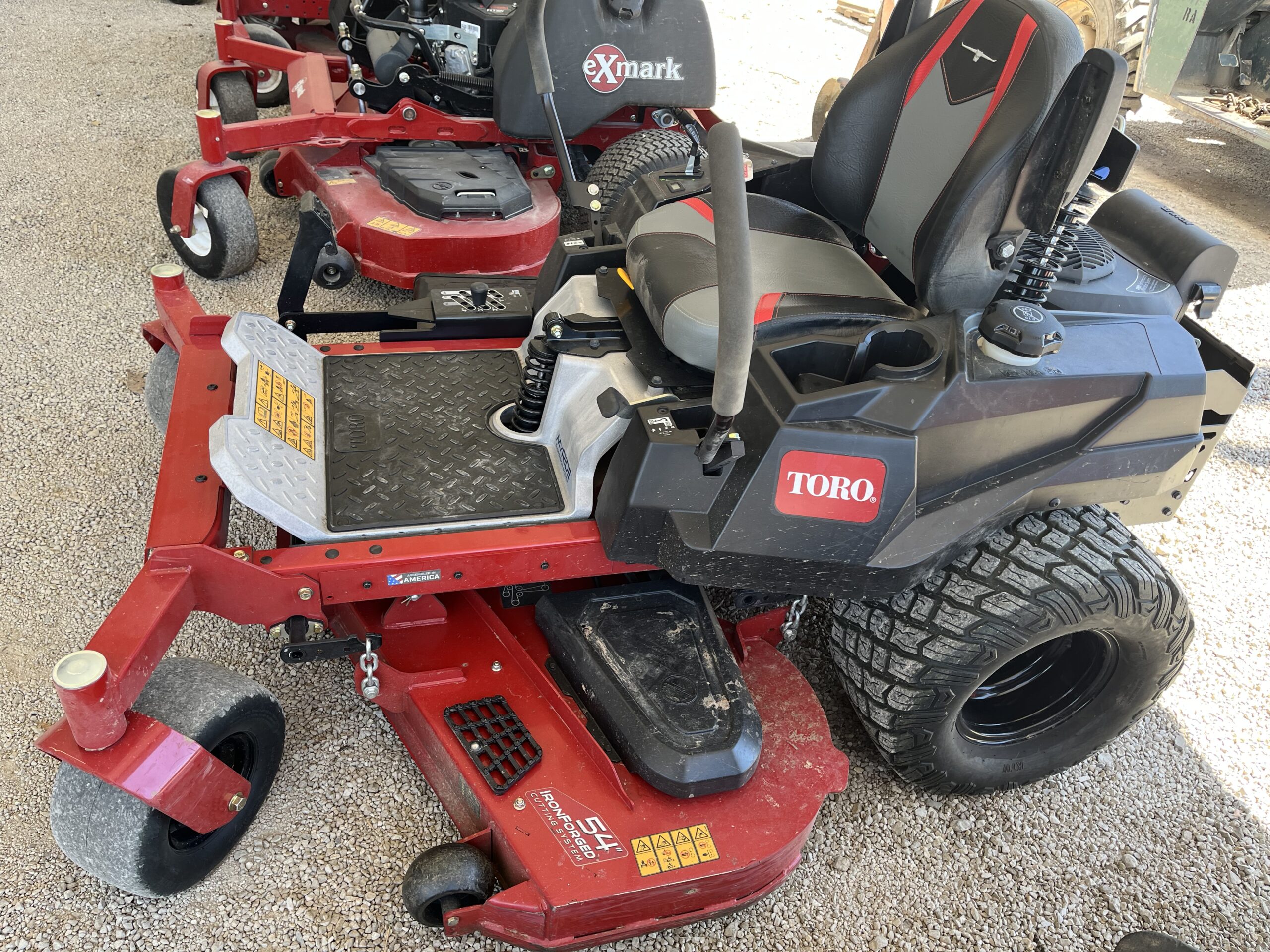 Toro Titan 54