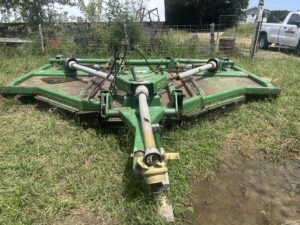 John Deere 1517 mower