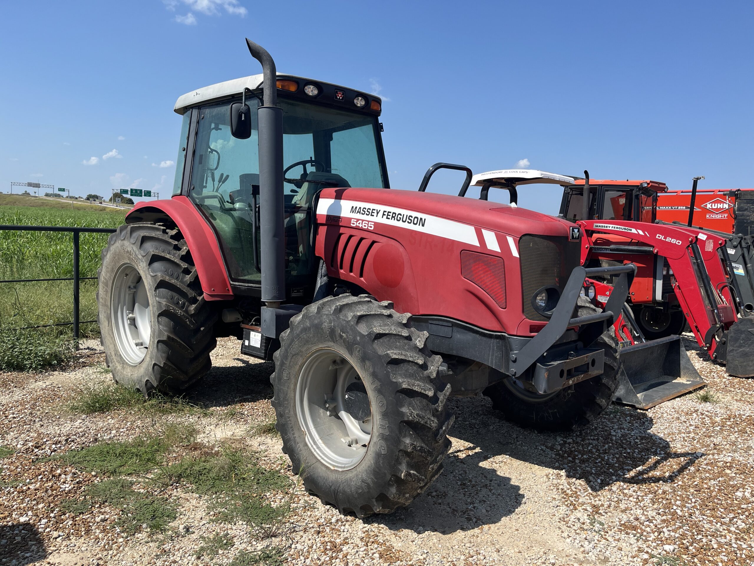 Massey Ferguson 5465