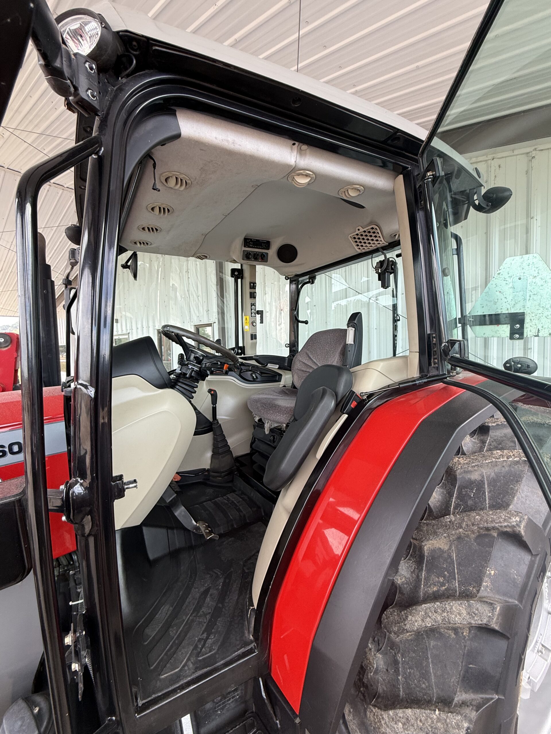 Massey Ferguson 4710